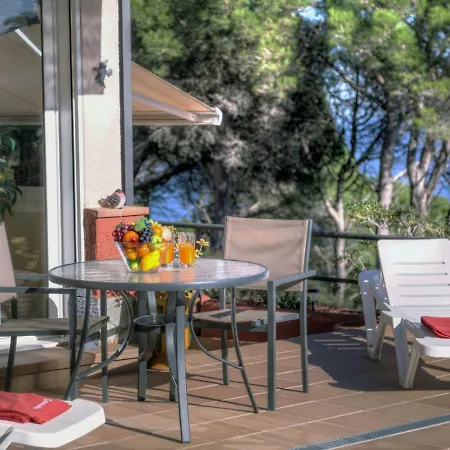 Holiday Rosada * Begur